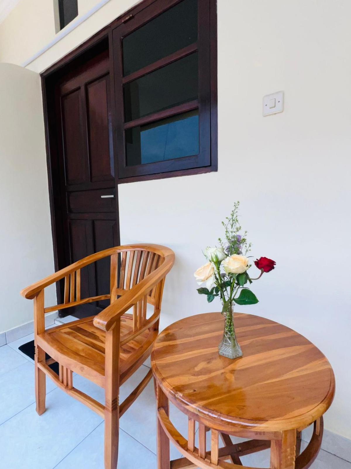 Zigiz Lovina Hostel Luaran gambar